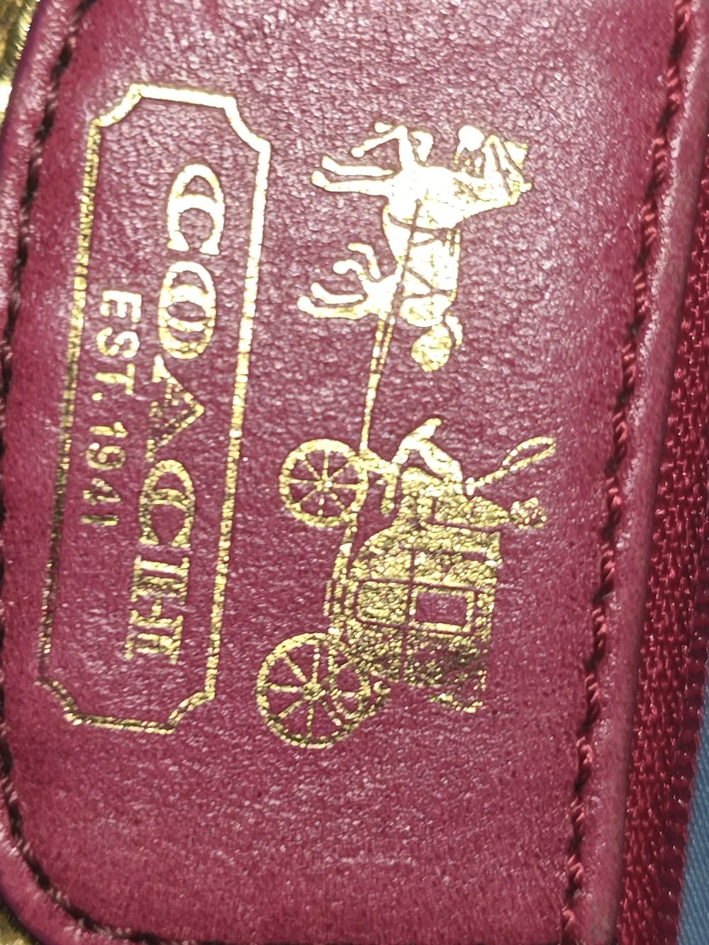 Coach compact coin